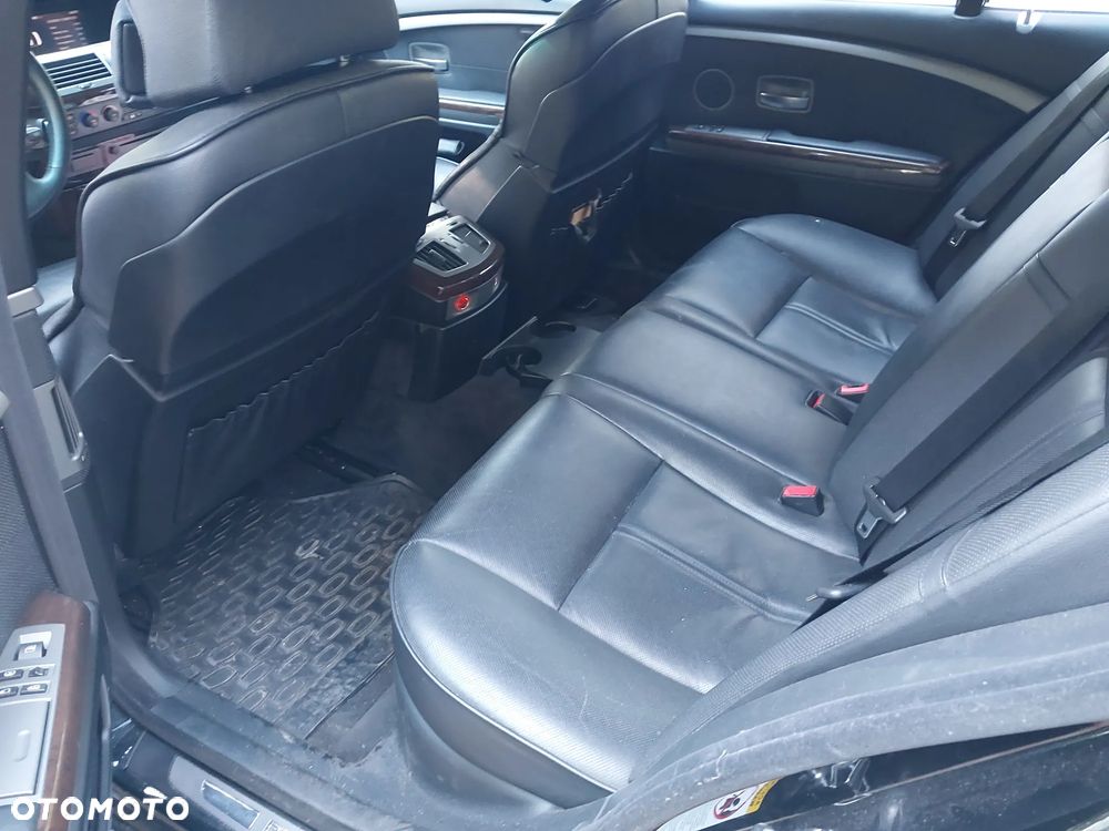 BMW Seria 7 - 19