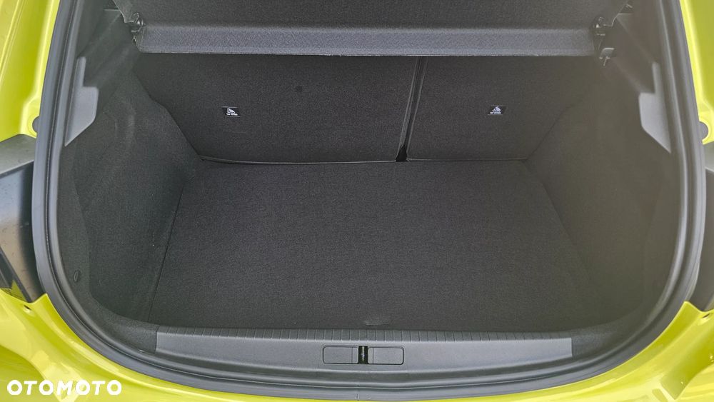 Peugeot 208 - 9
