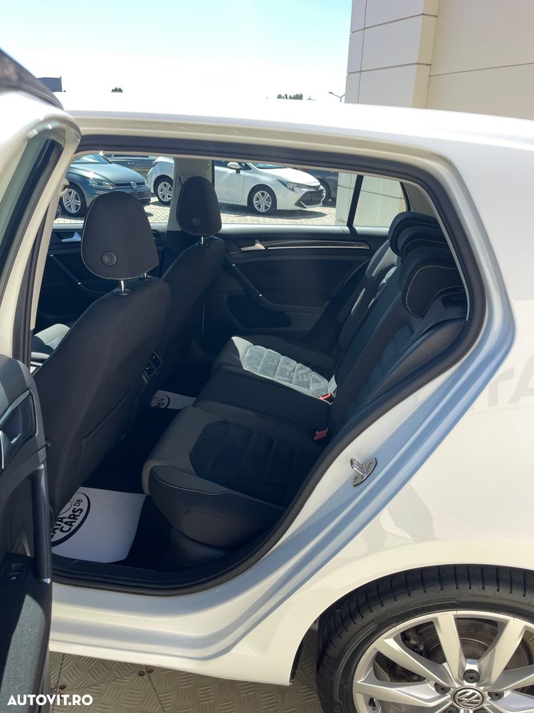 Volkswagen Golf 2.0 TDI (BlueMotion Technology) Highline - 29