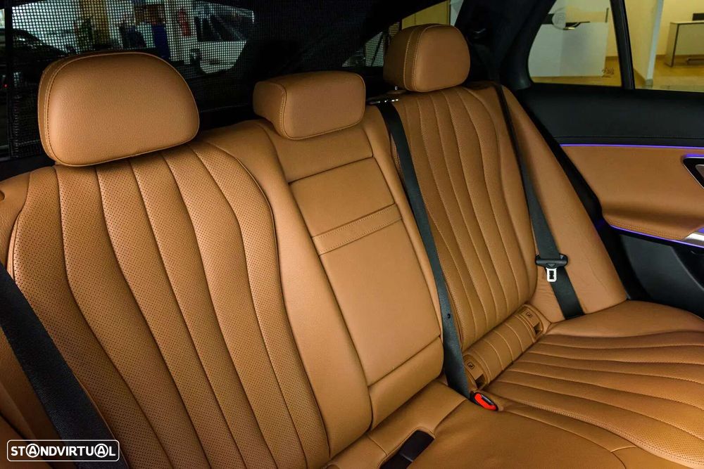 Mercedes-Benz E 300 - 39