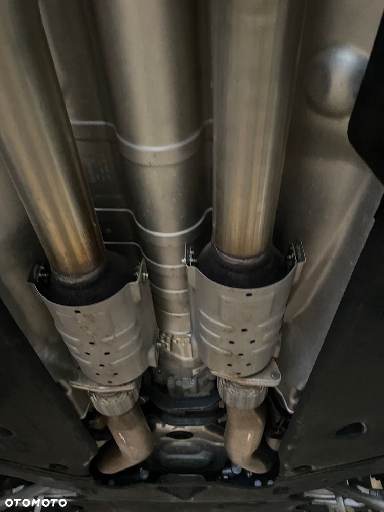 Bentley Continental GT W12 - 22