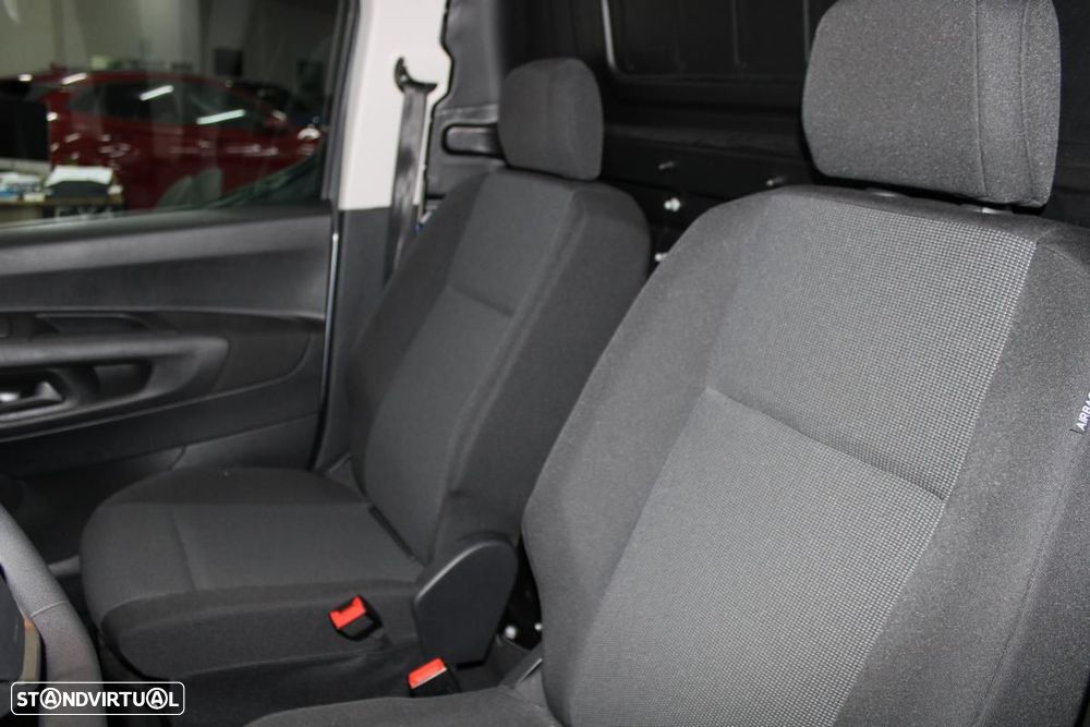 Peugeot Partner Premium - 11