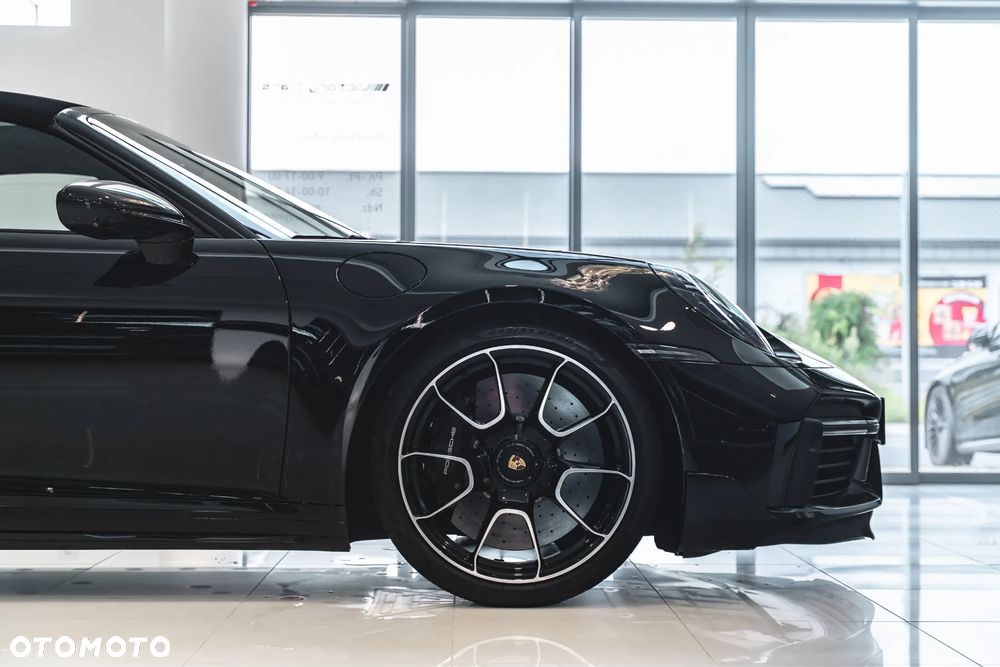 Porsche 911 Turbo S - 17