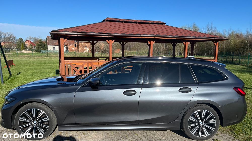 BMW Seria 3 320d Luxury Line Purity sport - 3