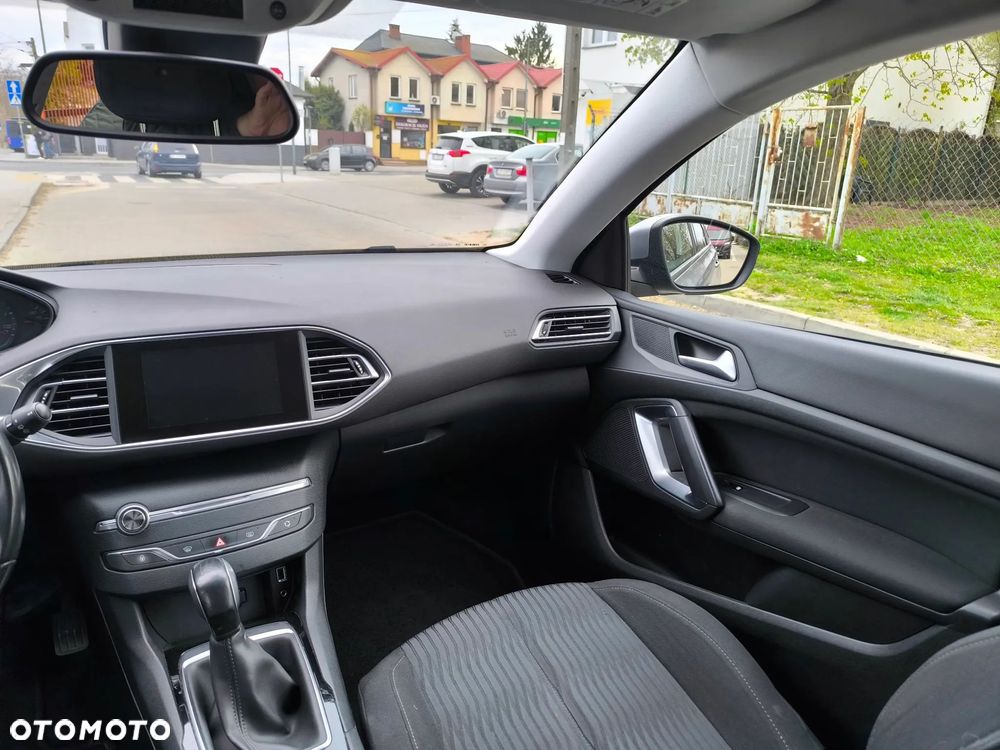 Peugeot 308 1.6 BlueHDi Active S&S - 17