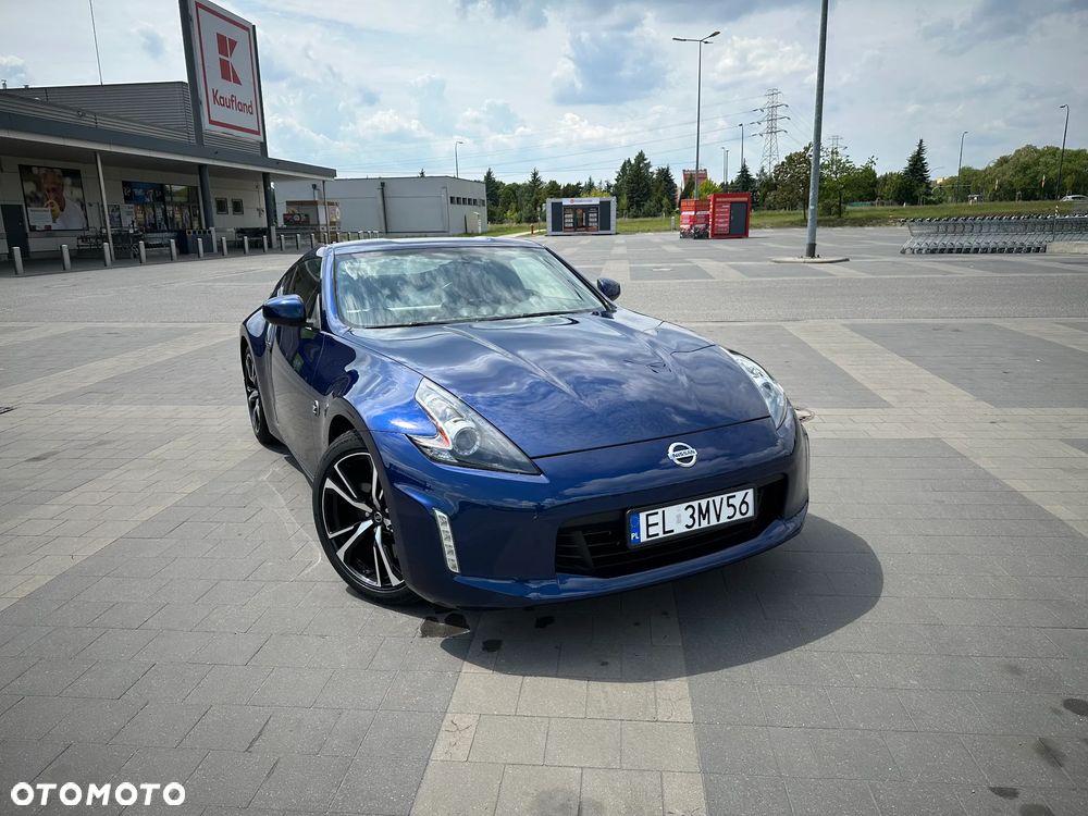 Nissan 370 Z Standard - 11