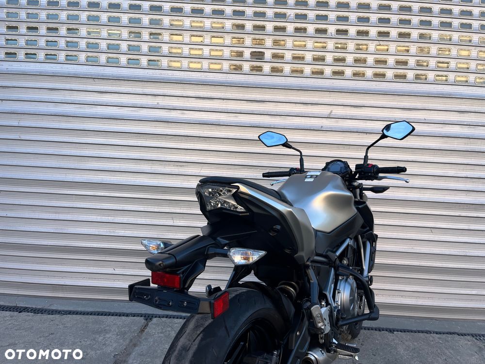 Kawasaki Z 650 - 19