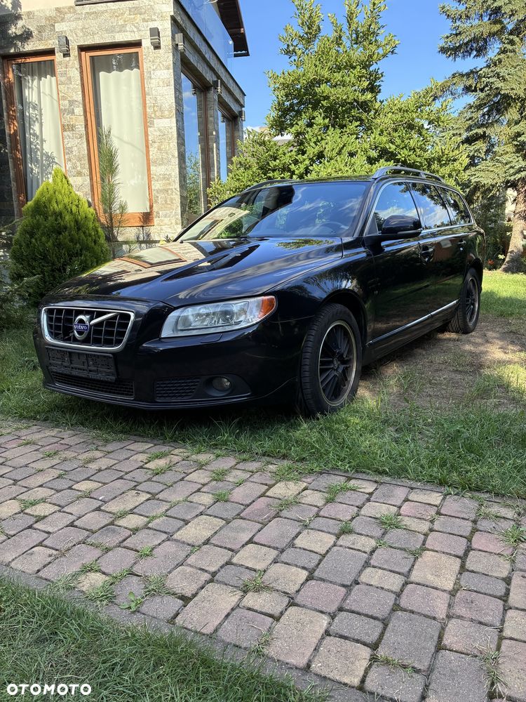 Volvo V70 - 1