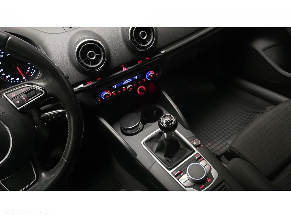 Audi A3 Sportback - 22