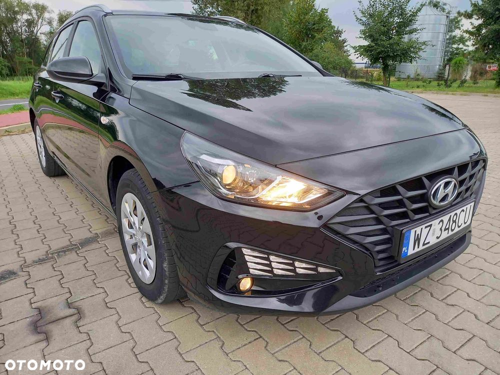 Hyundai i30 1.5 DPI Classic + - 12