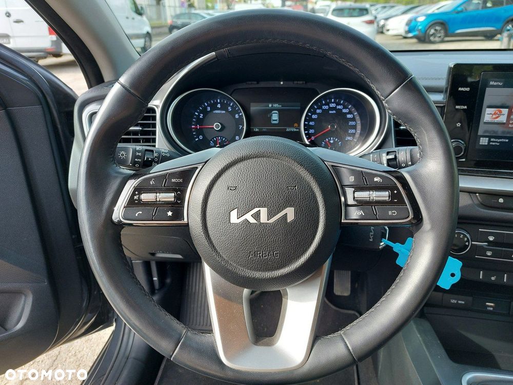 Kia Ceed - 29