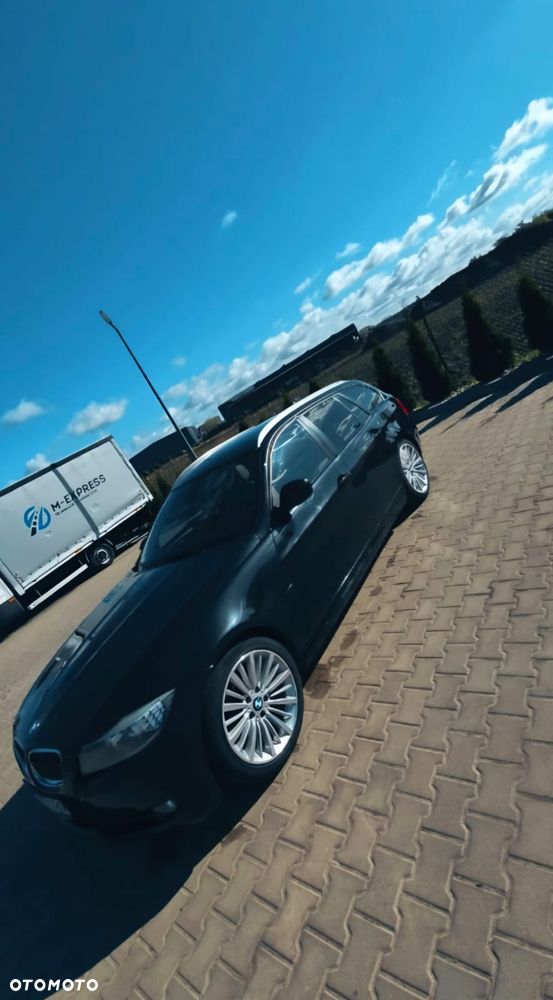 BMW Seria 3 318i - 1