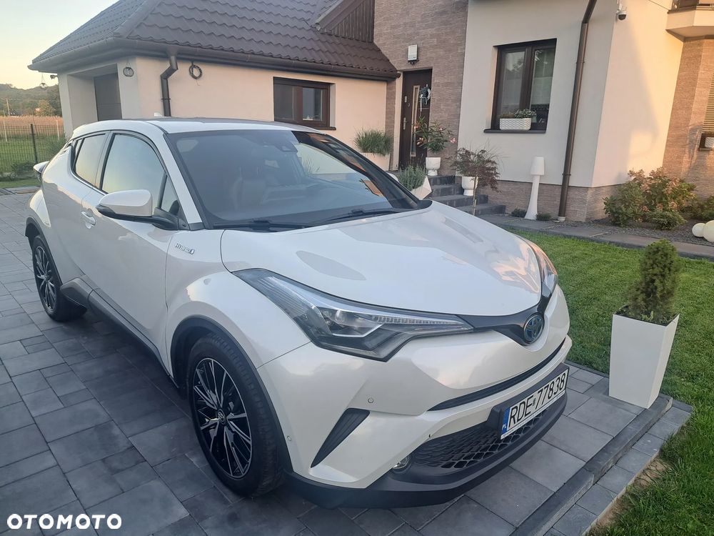 Toyota C-HR 1.8 Hybrid Prestige - 1