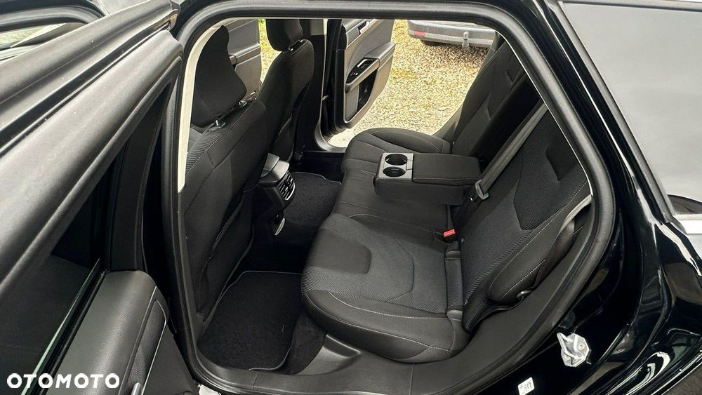 Ford Mondeo - 10