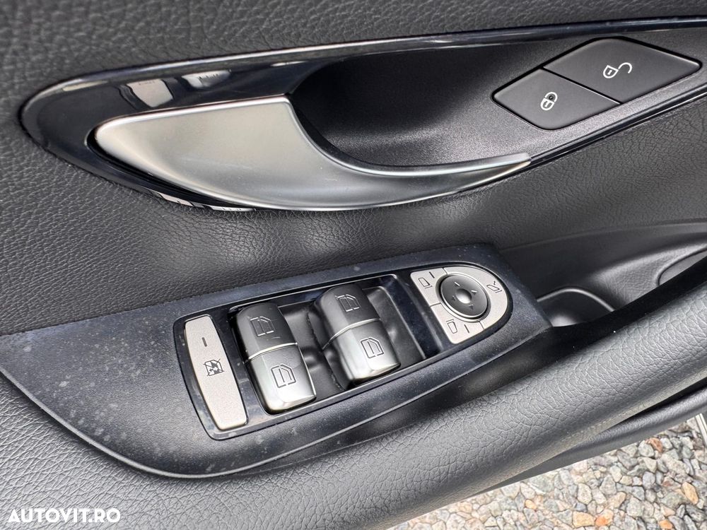 Mercedes-Benz E 220 d 4MATIC Aut. - 18