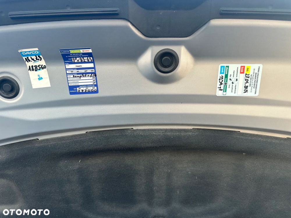 Audi A4 Avant 2.0 TDI S tronic - 26