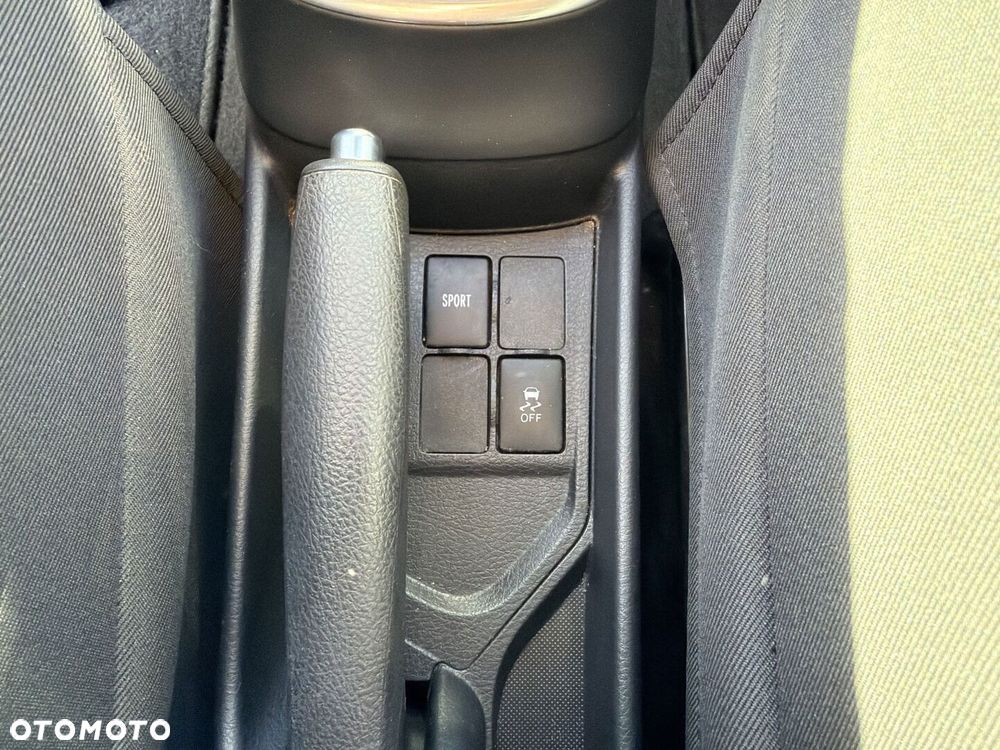 Toyota Yaris 1.5 Premium CVT - 21
