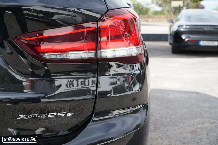 BMW X1 25 e xDrive - 8
