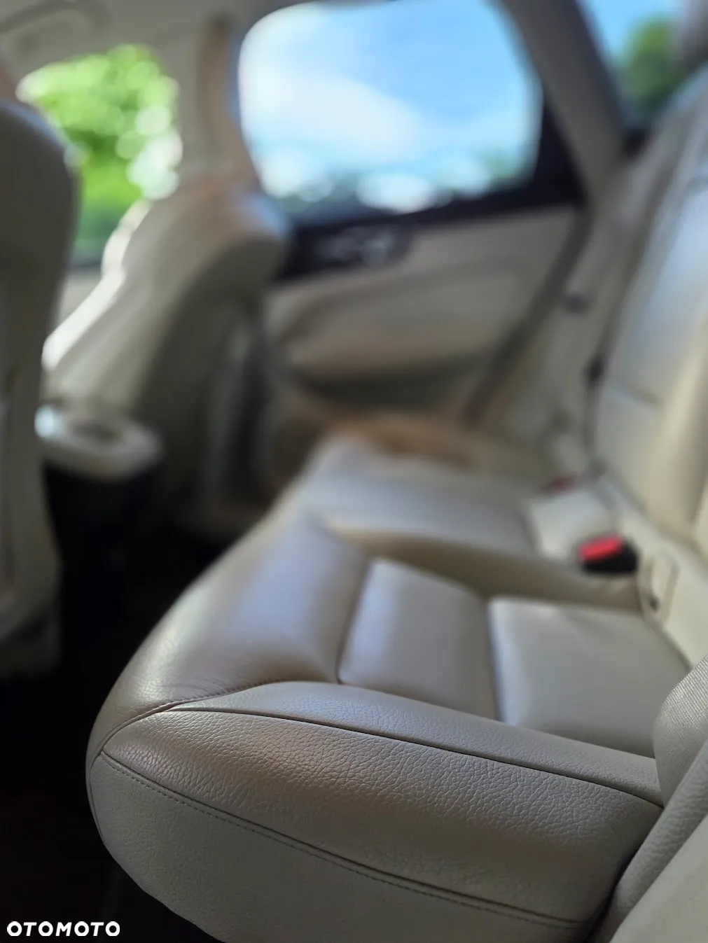 Volvo XC 60 B4 D AWD Inscription - 15