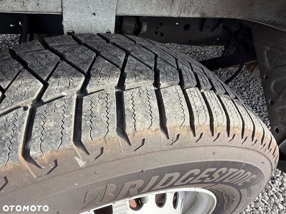 Iveco Daily Brygadówka 7 os Kamera Bagażnik GWARNACJA - 11
