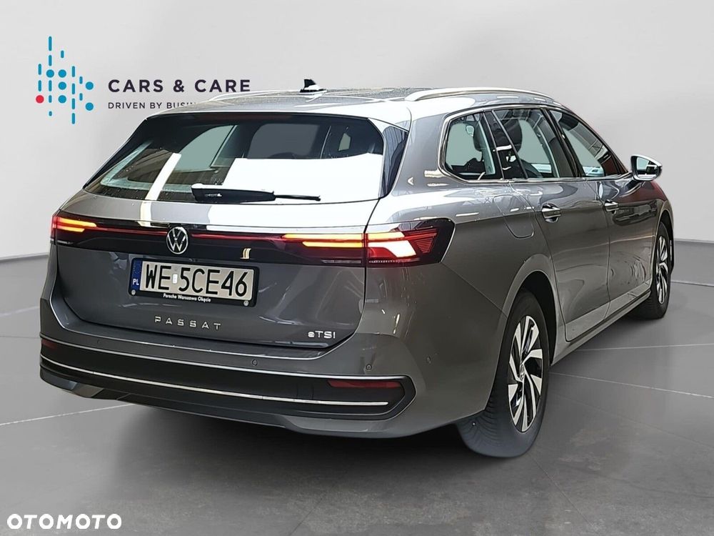 Volkswagen Passat - 24
