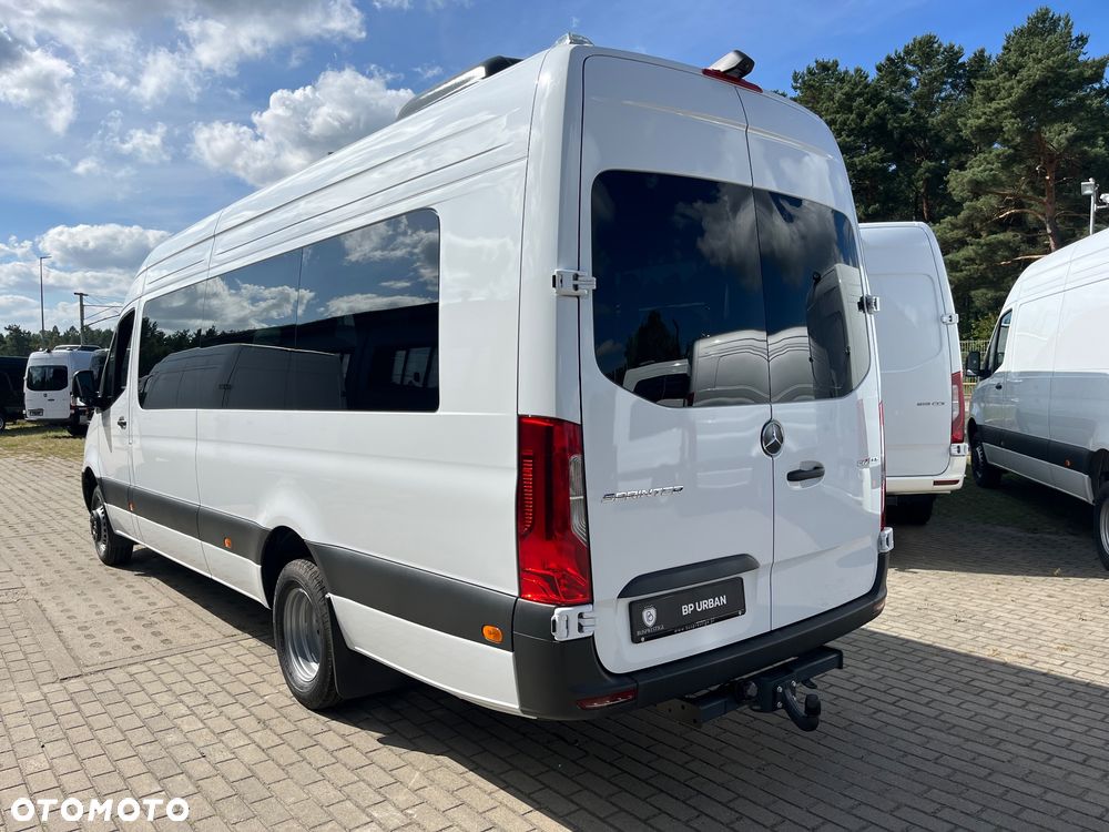 Mercedes-Benz Sprinter 517 - 6