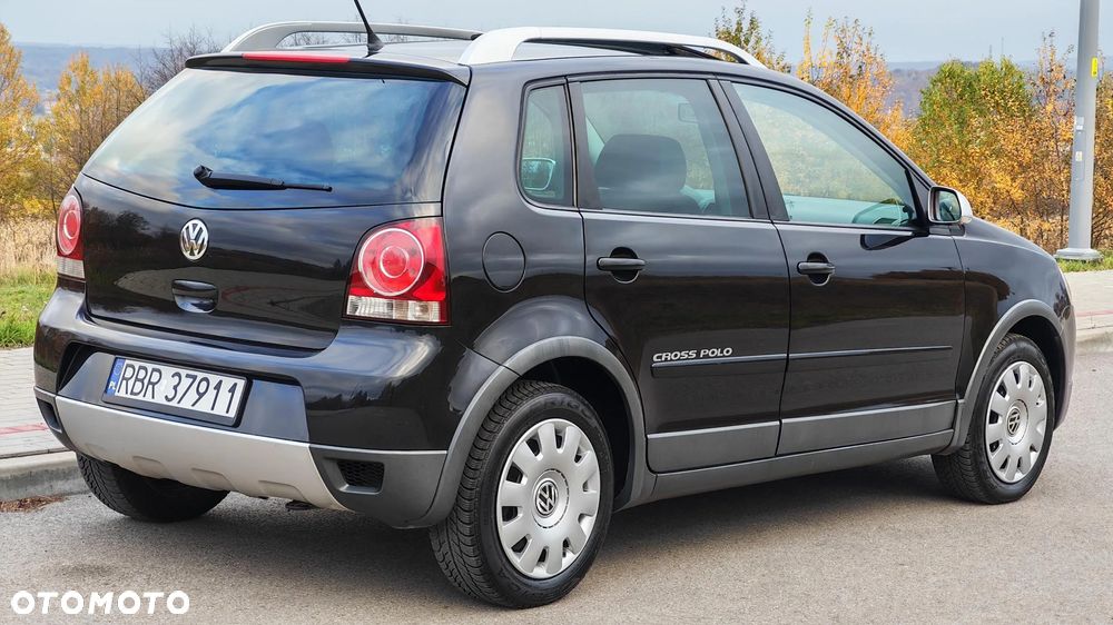 Volkswagen Polo Cross 1.4 16V - 16
