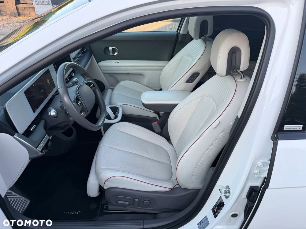 Hyundai IONIQ 5 - 12