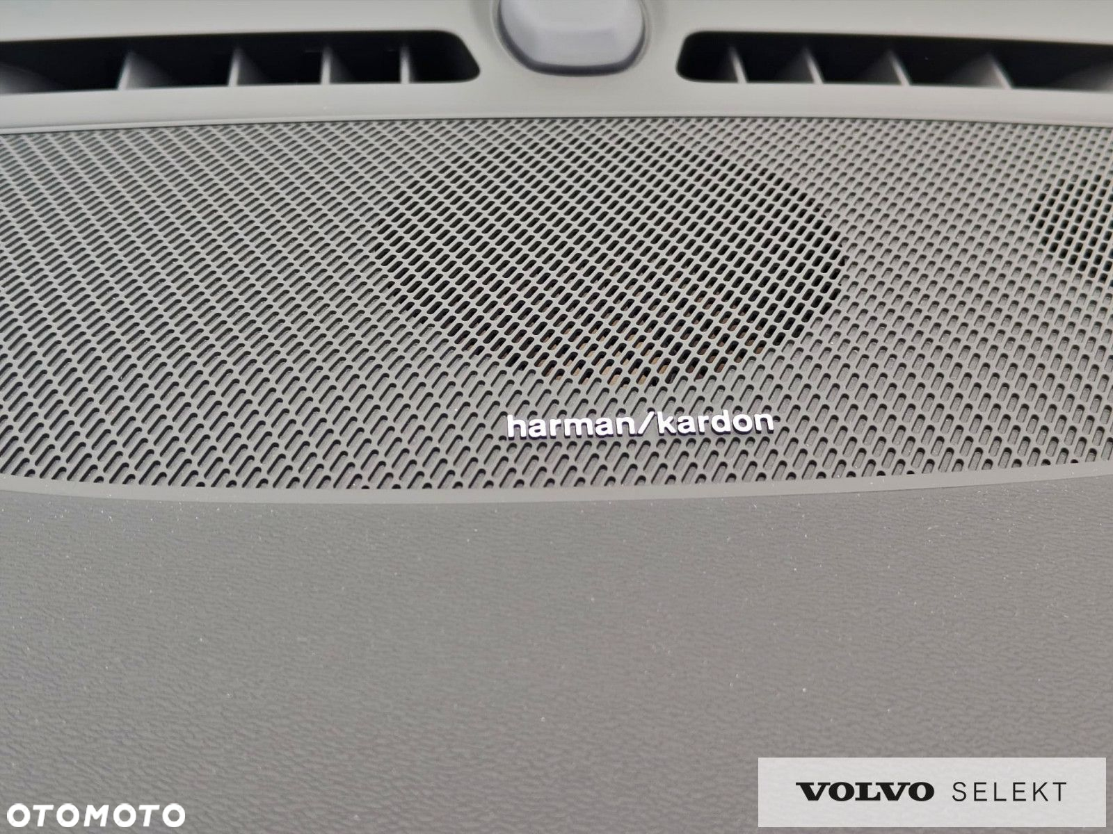 Volvo XC 40 - 33