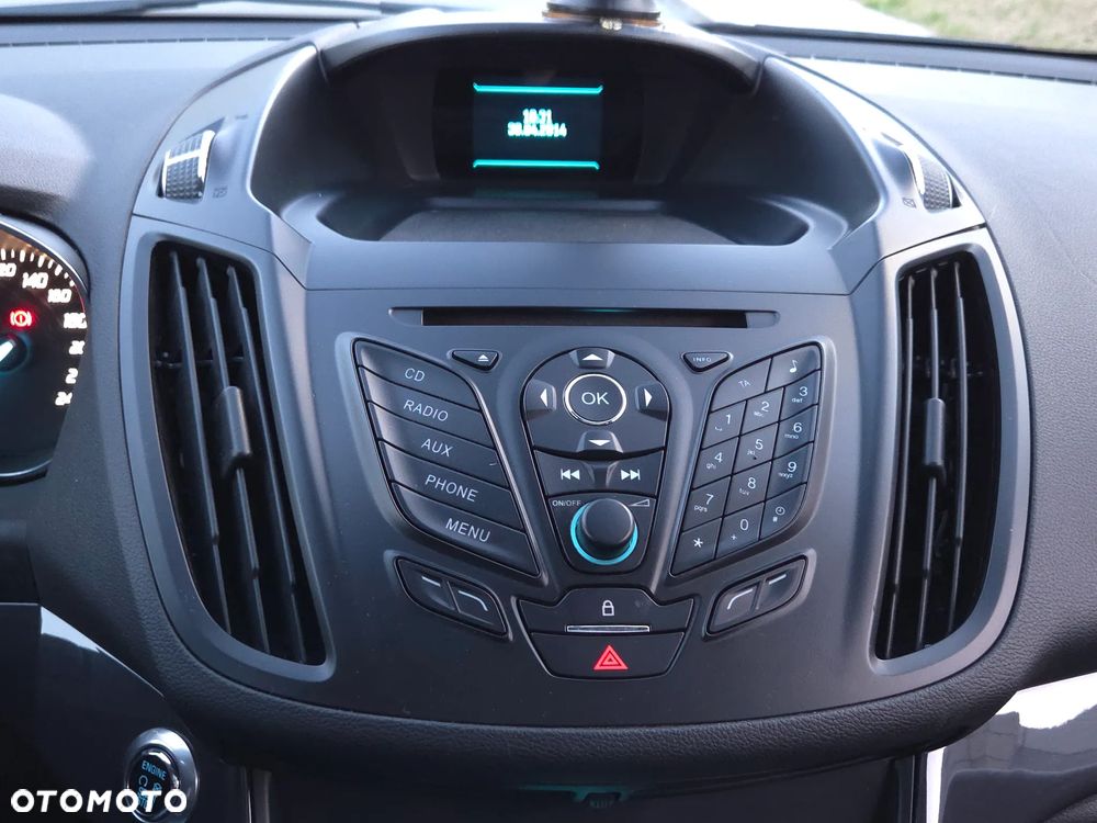 Ford Kuga 2.0 TDCi Titanium S FWD - 23