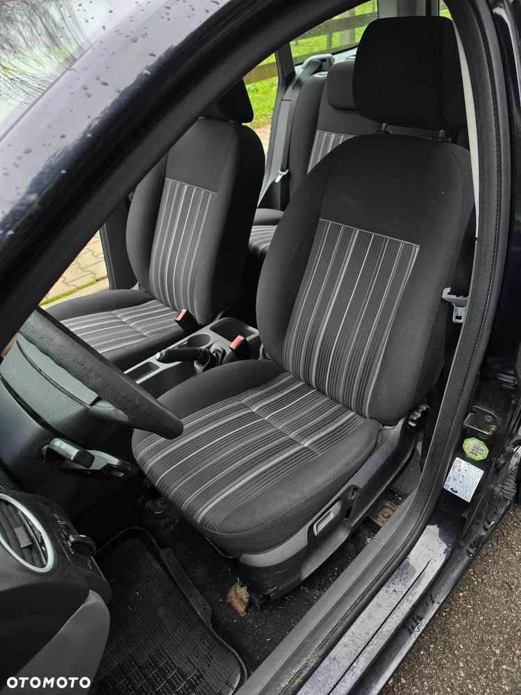 Ford Focus 1.6 Trend - 21