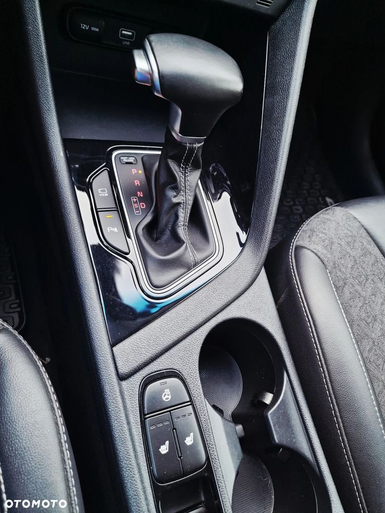 Kia Niro 1.6 GDI Hybrid L Business Line - 22