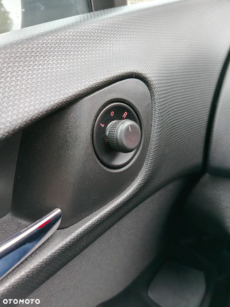 Opel Meriva 1.4 T Enjoy S&S - 28