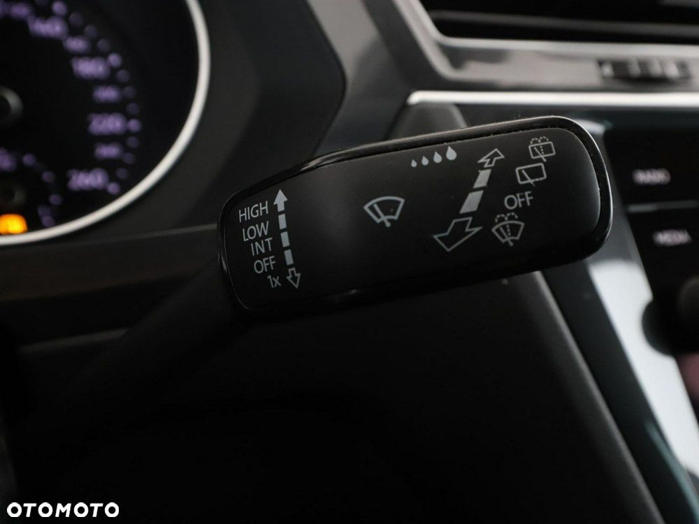 Volkswagen Tiguan 2.0 TDI SCR DSG - 35