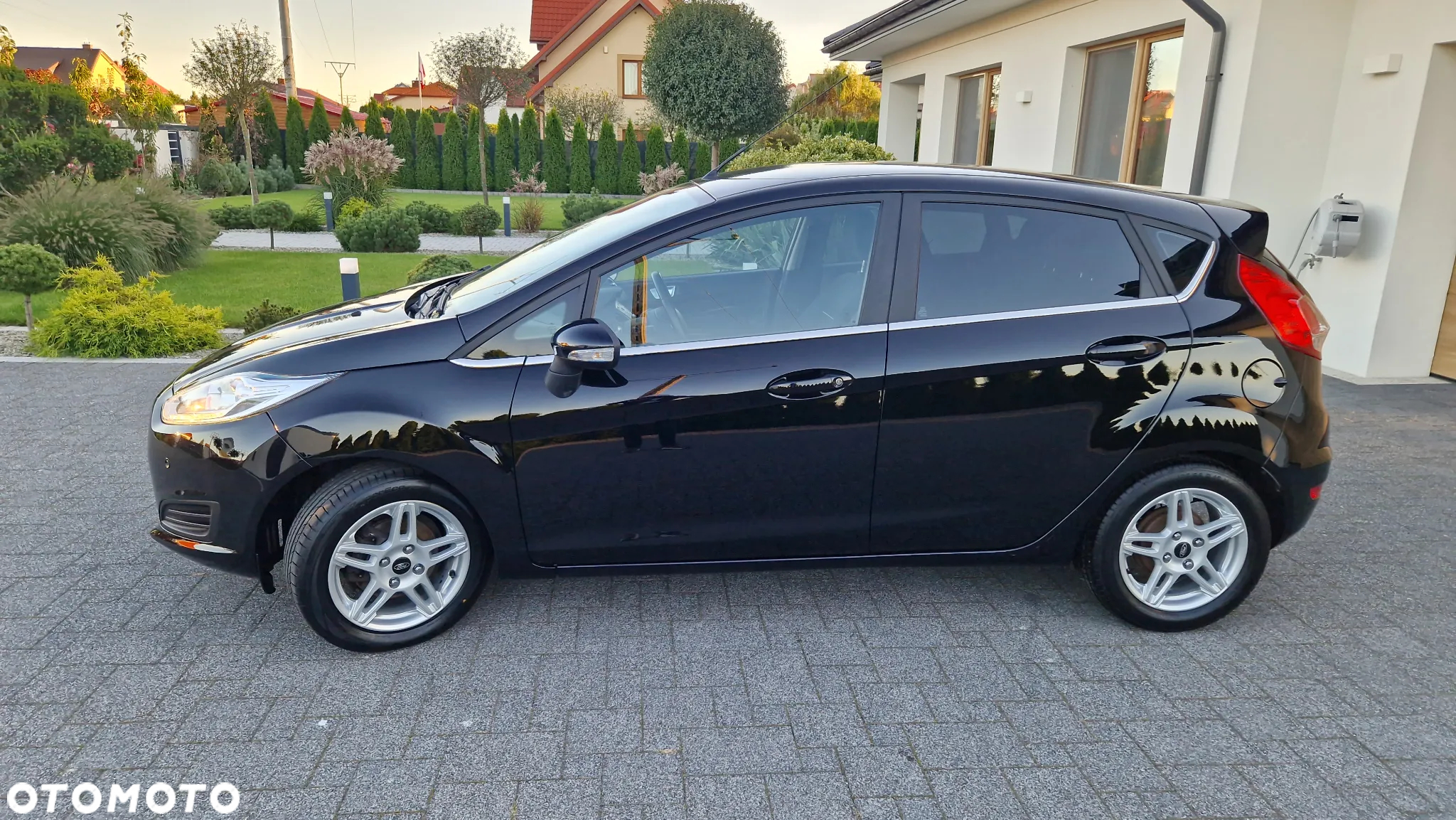 Ford Fiesta 1.0 EcoBoost Titanium - 3