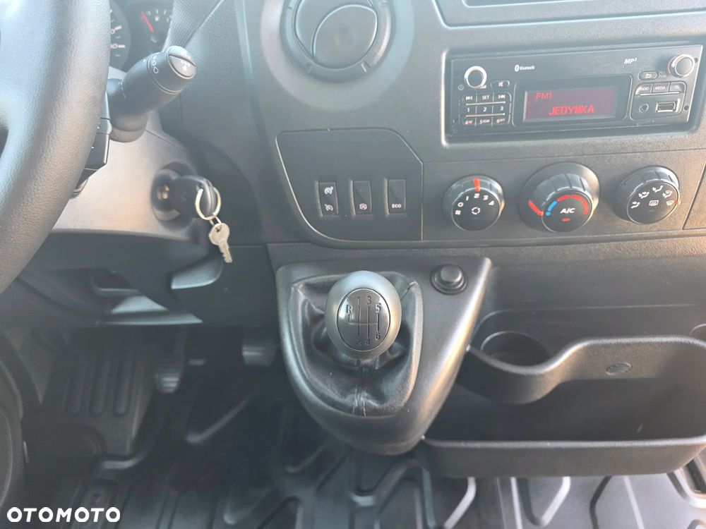 Renault MASTER 2,3 DCI 145 KONNA DOKA BRYGADÓWKA 7 OSOBOWA 3,2M SKRZYNIA KLIMA WEBASTO 121T/KM PRZEBIEGU GWARANCJA BLIŻNIAKI DO 3,5T - 24