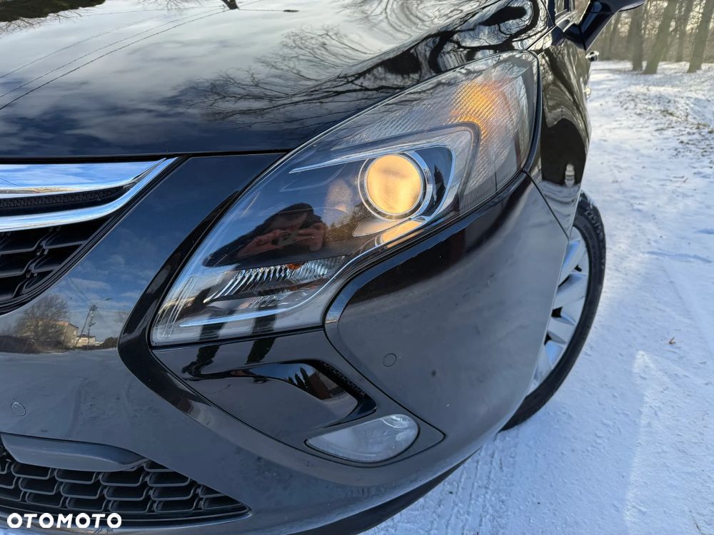 Opel Zafira Tourer 2.0 CDTI Active - 4