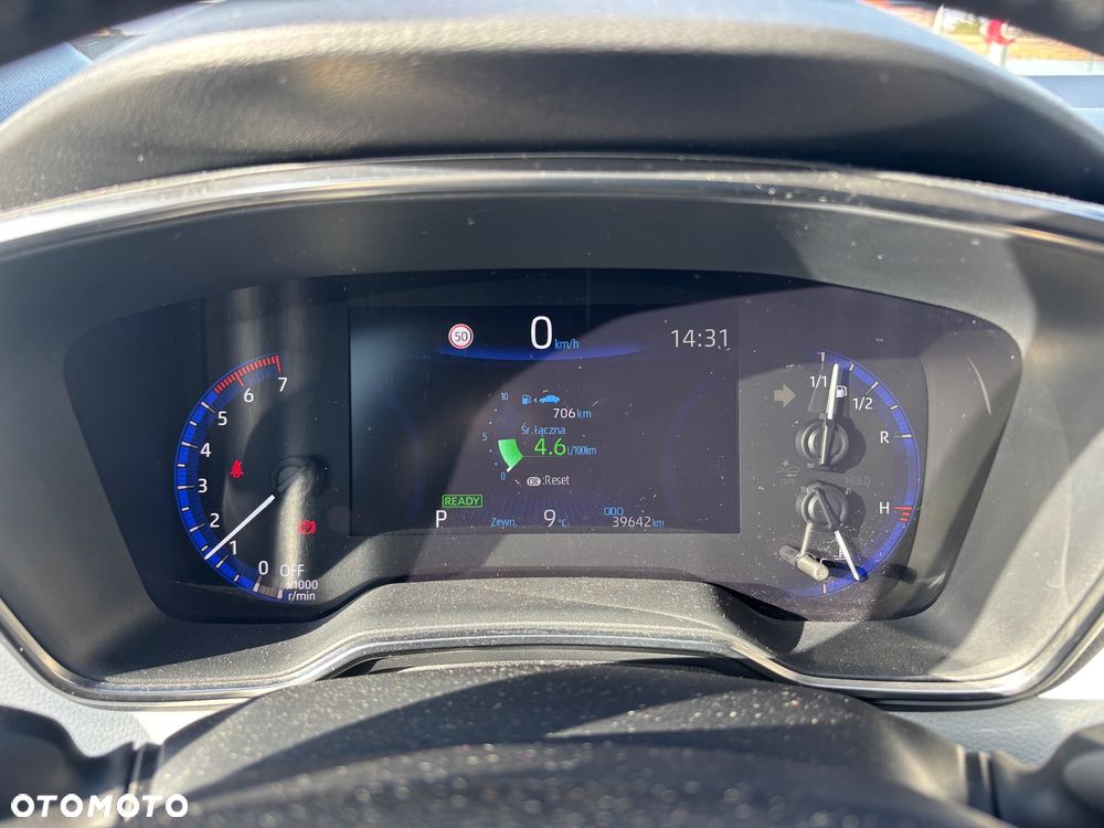 Toyota Corolla 1.8 Hybrid Selection - 17