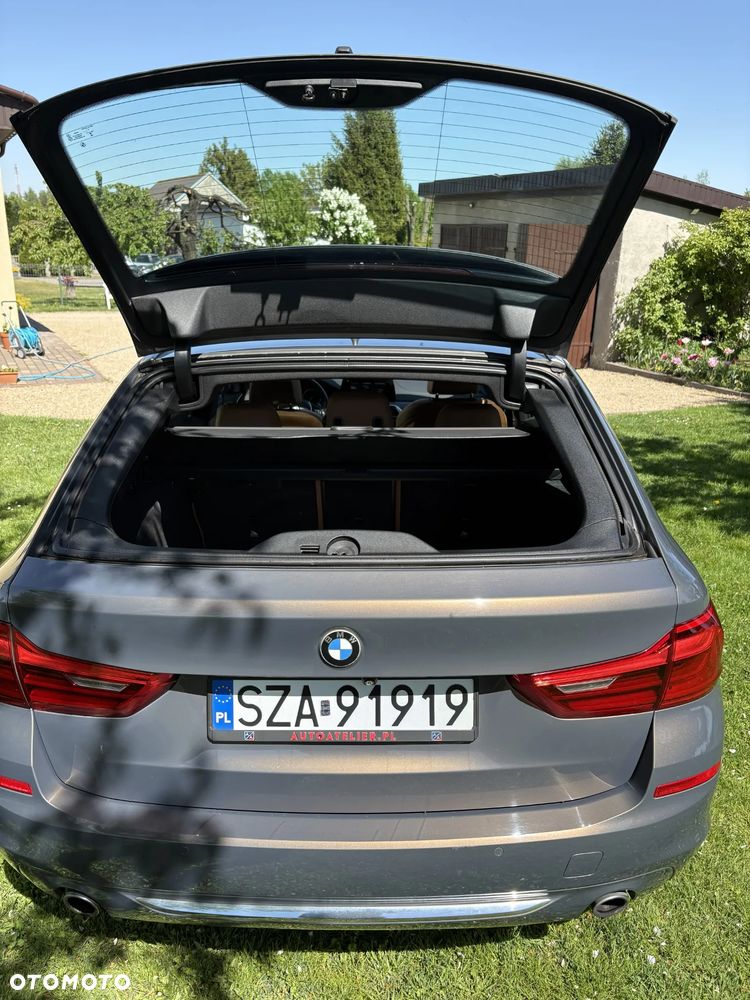 BMW Seria 5 530i xDrive Luxury Line - 14