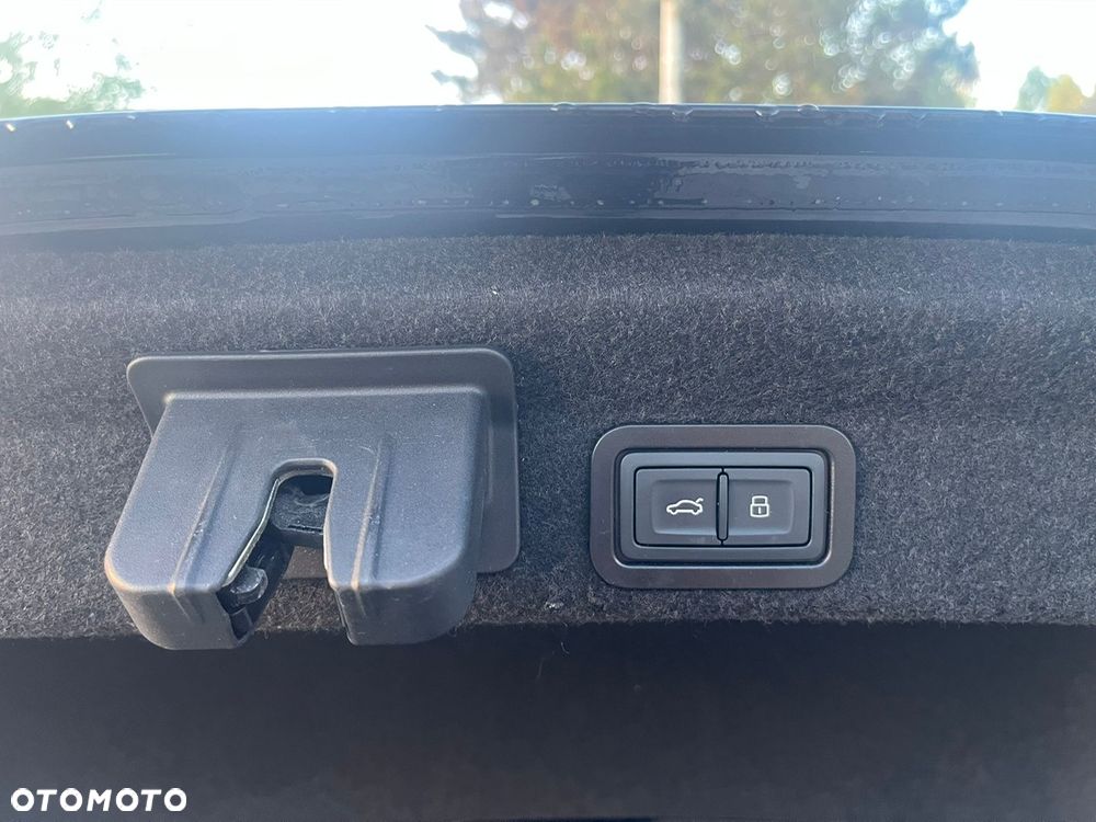 Audi A6 Limousine 50 TFSI e quattro S tronic design - 13