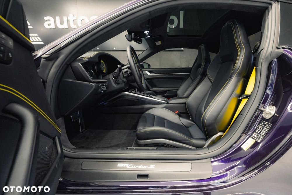 Porsche 911 Turbo S - 14
