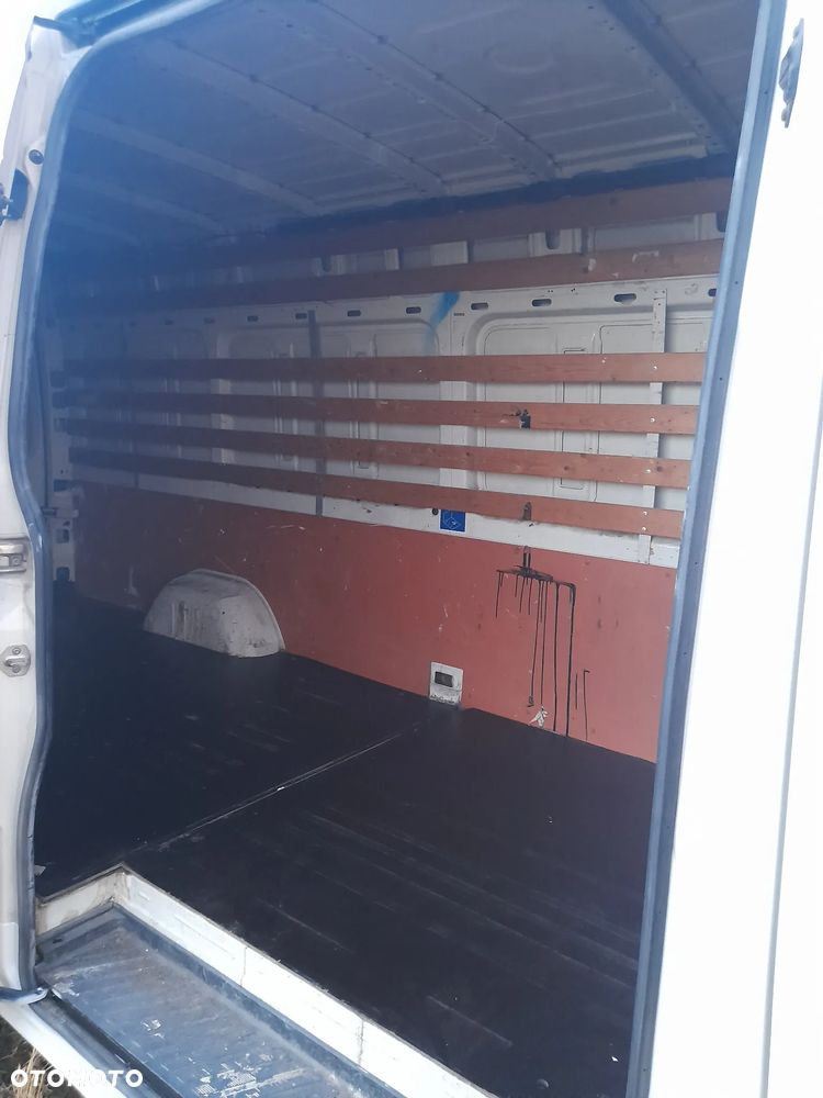Volkswagen Crafter - 9