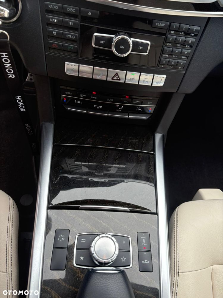 Mercedes-Benz Klasa E - 15