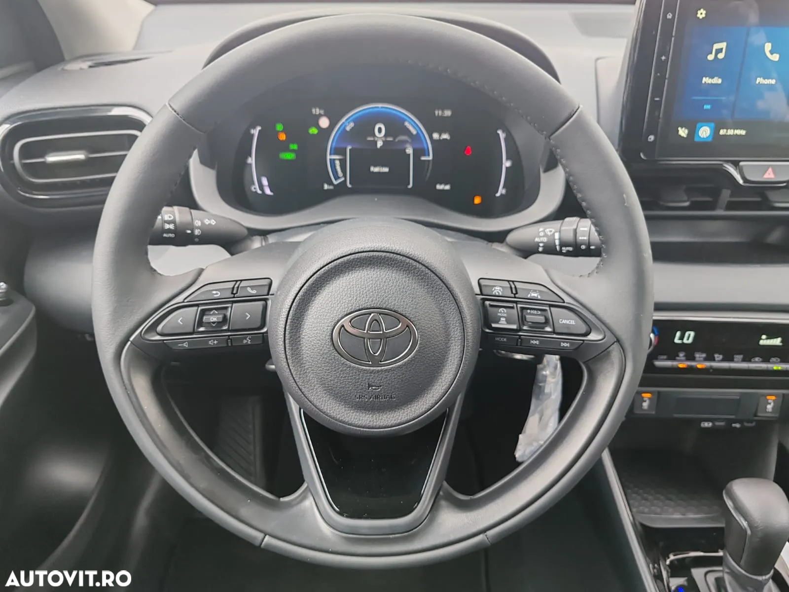 Toyota Yaris - 12