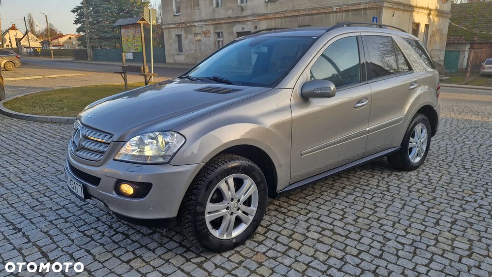 Mercedes-Benz ML 300 CDI 4Matic 7G-TRONIC DPF BlueEFFICIENCY - 3