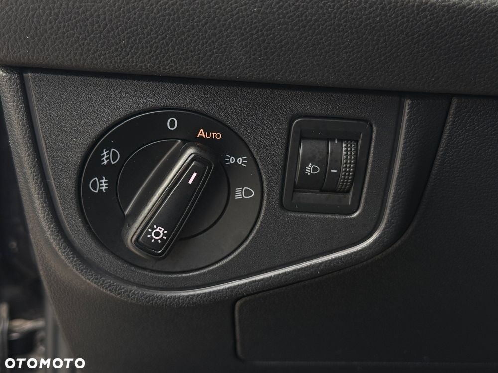 Volkswagen Polo 1.6 TDI SCR Comfortline - 24
