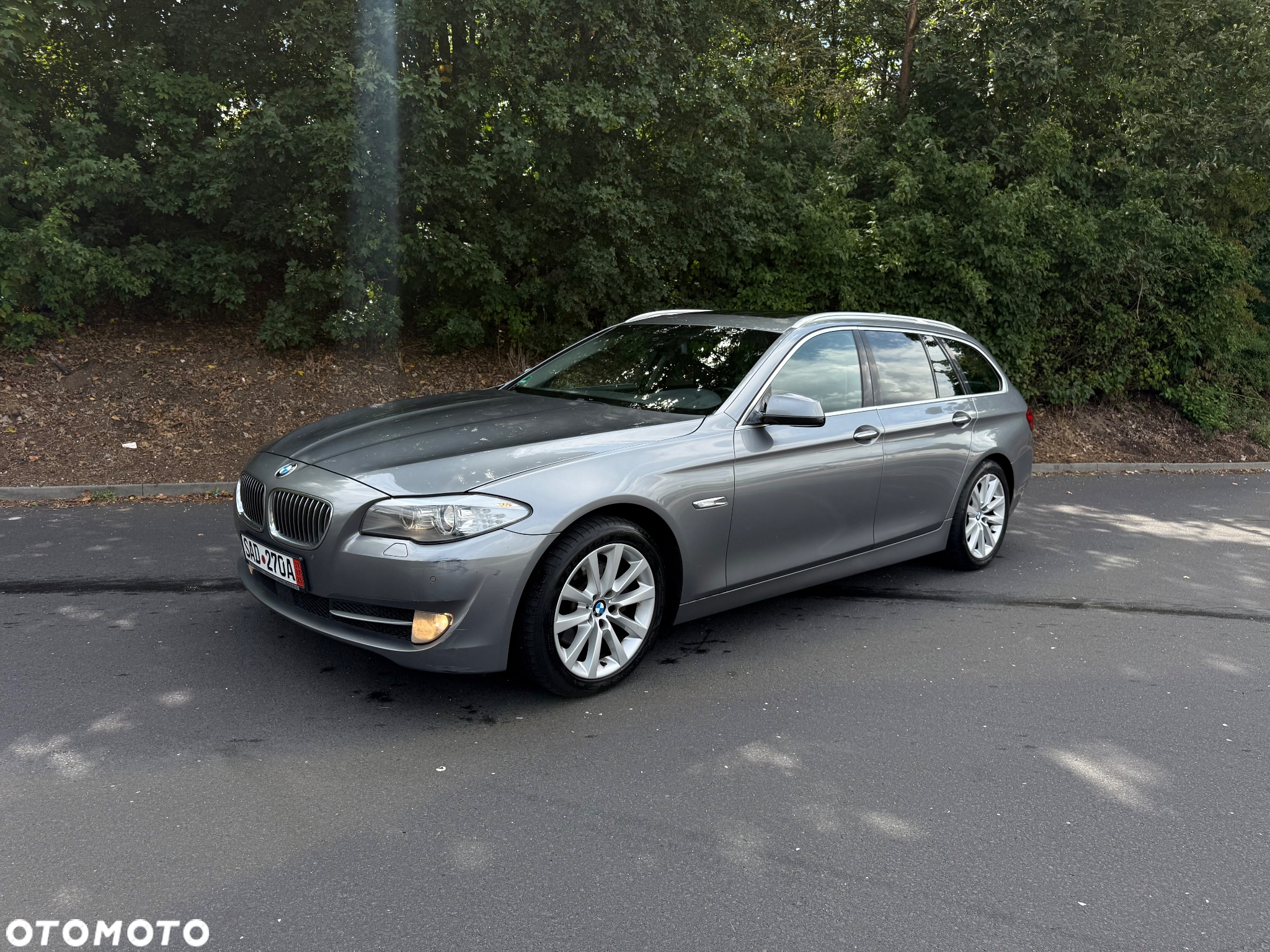 BMW Seria 5 520d Touring Luxury Line - 2