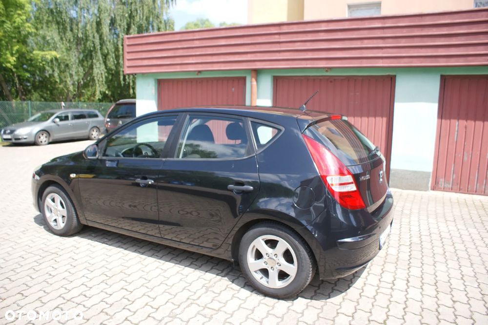 Hyundai i30 1.4 Comfort - 8