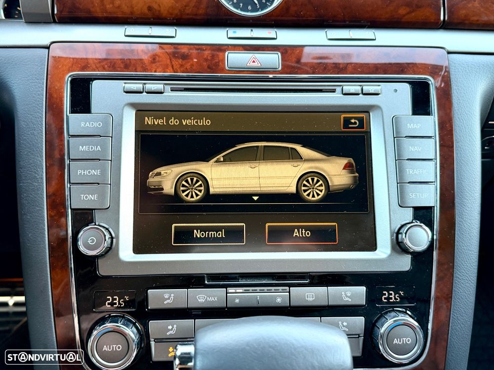 VW Phaeton 3.0 TDi V6 Tip.4Motion 5L - 40