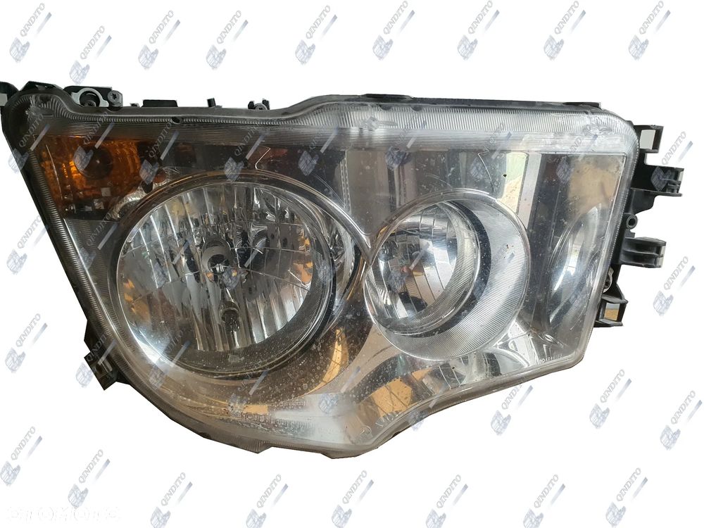 LAMPA REFLEKTOR PRAWA MERCEDES ACTROS MP4 ANTOS - 1
